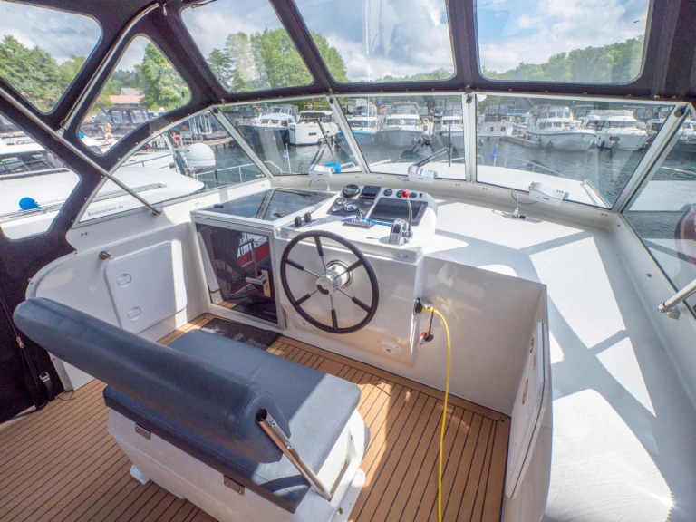 Noleggio Houseboat con o senza skipper Gruno a Waren (Müritz)