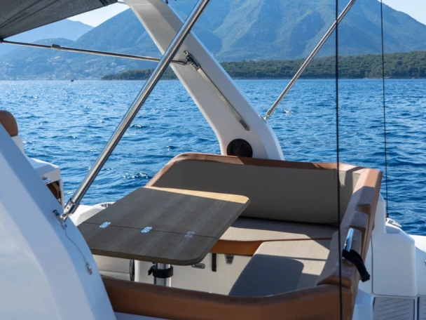 Noleggio barche Zodiac Medline 9 a Nydri su Samboat
