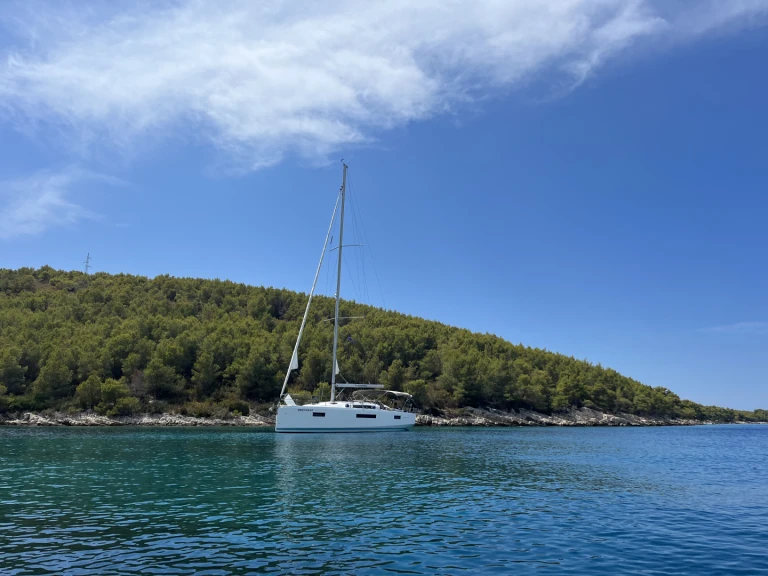 Jeanneau Sun Odyssey 410 da affittare a  Spalato