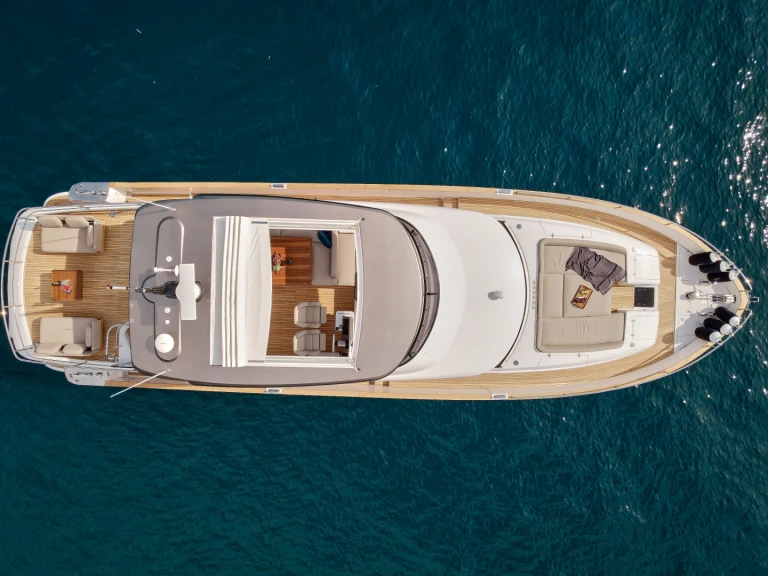 Noleggio Yacht di lusso a Podstrana – Azimut Azimut Magellano 66