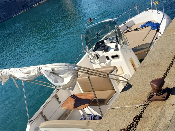 Noleggio barche Sainte-Marie-la-Mer economico Cap 21 Open