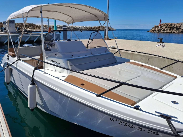 Noleggio Barca a motore a Marina de Palamós – Bénéteau Flyer 7 SUNdeck