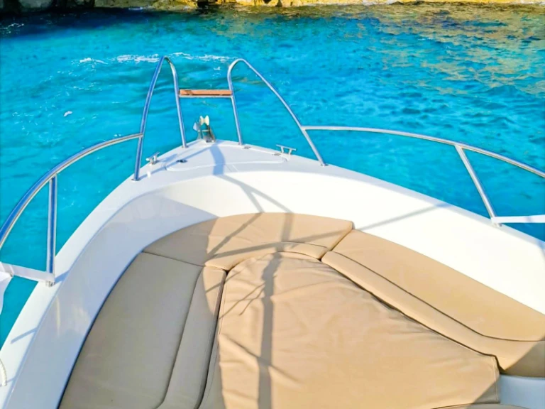 Noleggio Barca a motore con o senza skipper Polyester Yacht a Ciutadella de Menorca