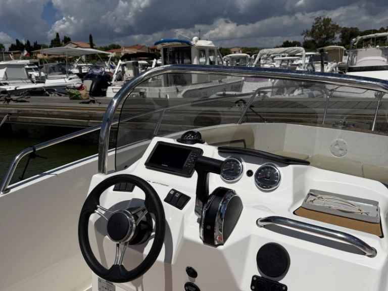 Noleggio a La Londe-les-Maures – Karnic 1851 su SamBoat
