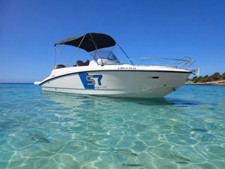 Noleggiare una Yamaha Aqua S7 a Port de Ciudadella