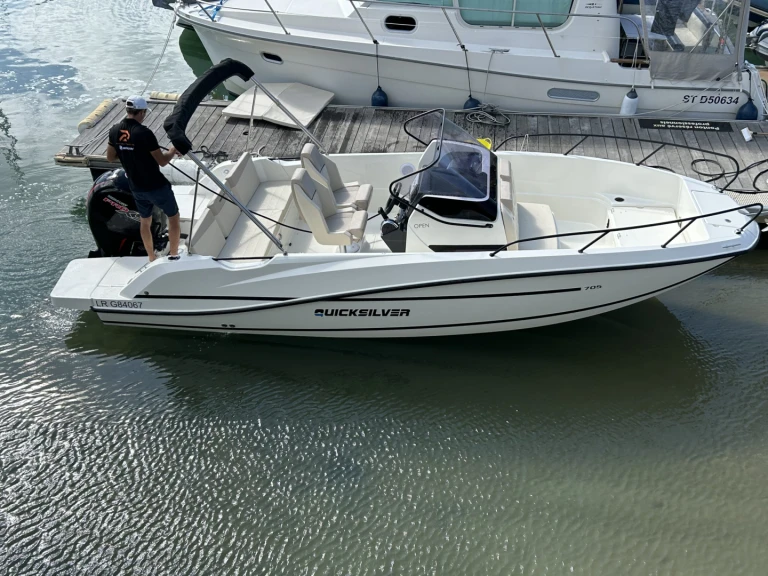 Noleggio Barca a motore a La Rochelle – Quicksilver 705 Open