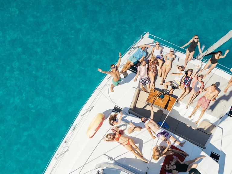Noleggio Catamarano a Capo d'Orlando – Bali Bali 5.4