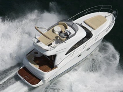 Noleggio a Punat – Bénéteau Antares 11 FLY su SamBoat