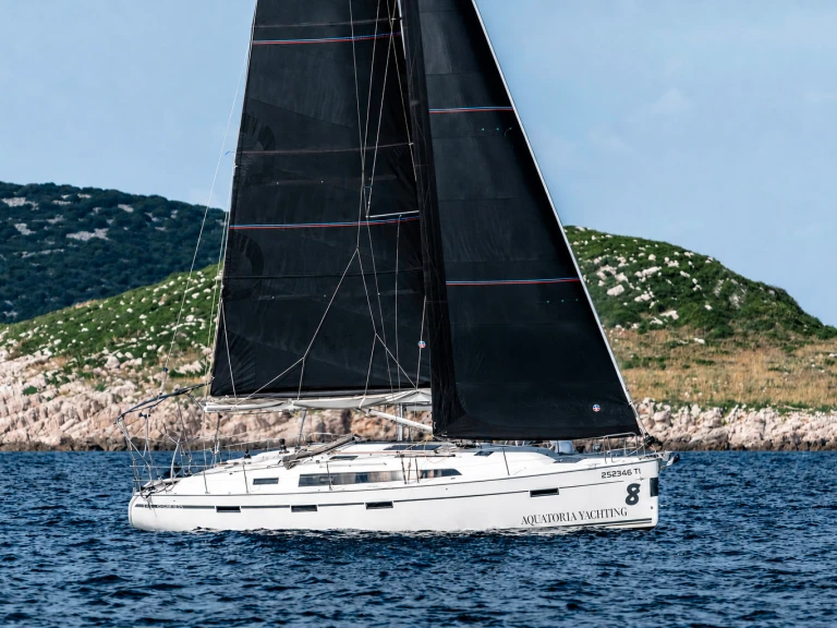 Noleggiare una Bavaria Cruiser 41S a Pirovac