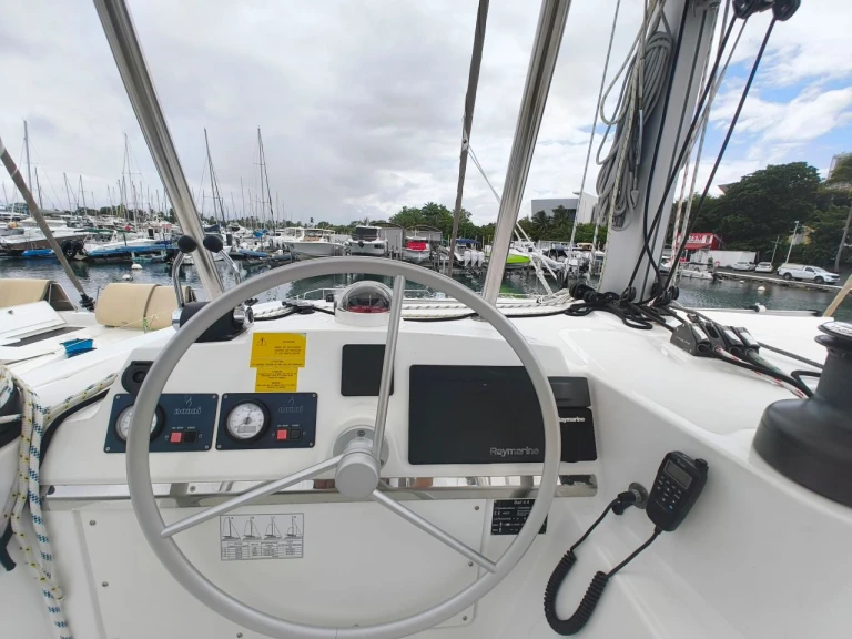 Noleggio Catamarano con o senza skipper Bali a Bas du Fort