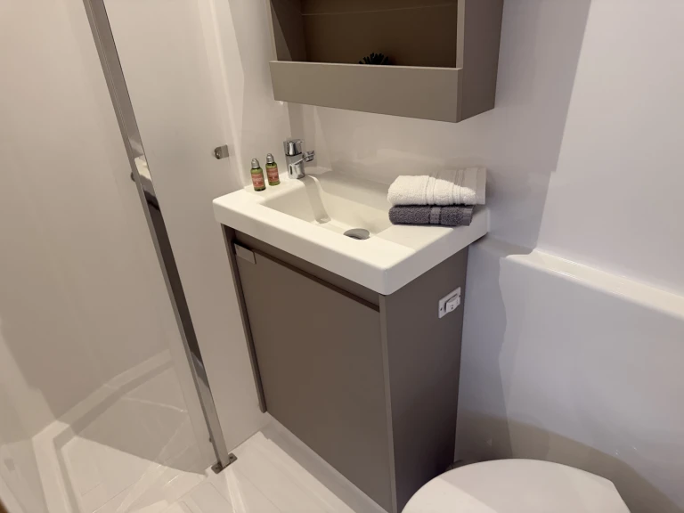 Noleggio Catamarano a Seget Donji – Fountaine Pajot Aura 51