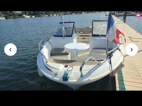 Noleggio Barca a motore Jeanneau con patente nautica