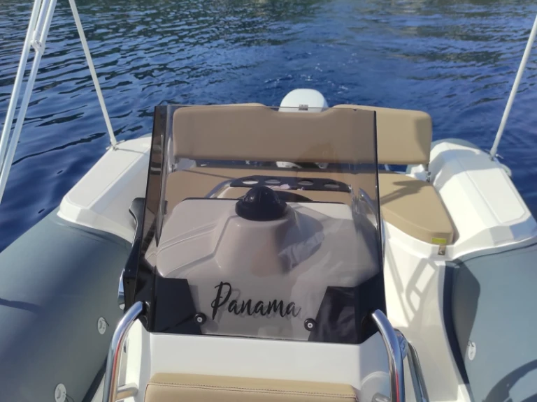 Noleggio Gommone Blue rib con patente nautica