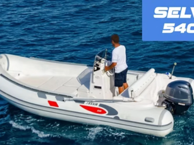 Noleggio Gommone a Porto Pollo – Selva Selva 540