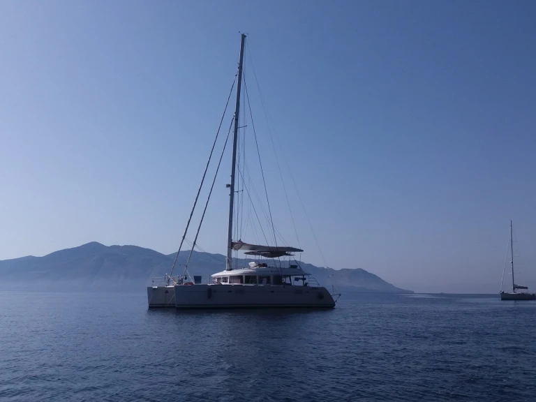 Noleggio barche Lagoon Lagoon 560 a Capo d'Orlando su Samboat