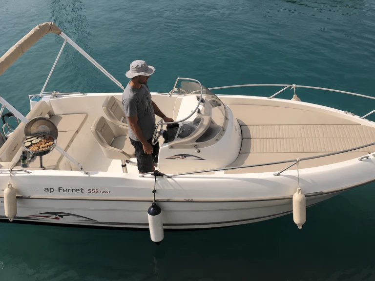 Noleggio barche Six-Fours-les-Plages economico Cap Ferret 552 Sun Deck