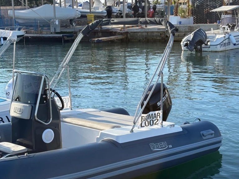 Noleggio Gommone Noah con patente nautica