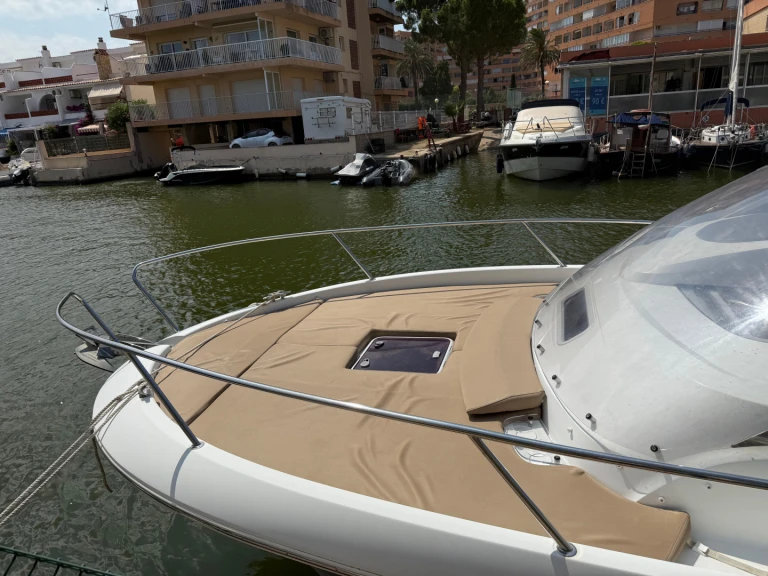 Noleggio Barca a motore con o senza skipper BravaBoats a Roses