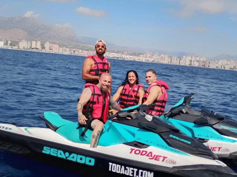 Moto d'acqua a noleggio a Villajoyosa al miglior prezzo
