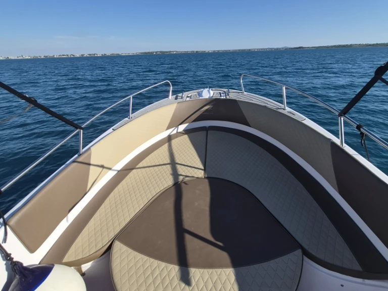 Noleggio Barca a motore Insidias Marine con patente nautica