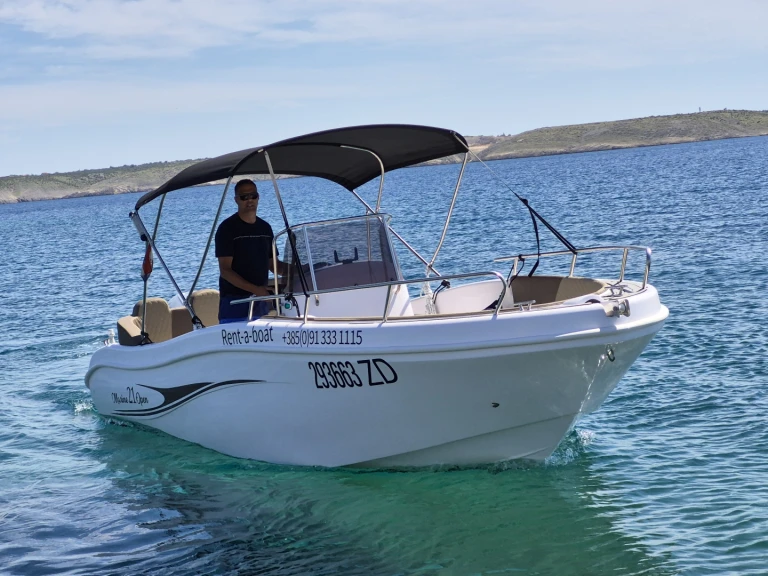 Noleggio Barca a motore con o senza skipper Insidias Marine a Nona