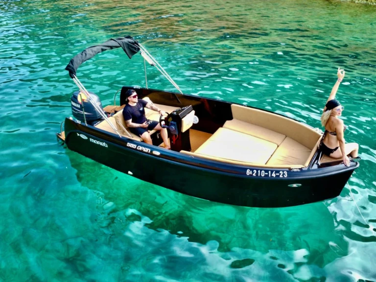 Noleggio a Sant Antoni de Portmany – Mareti 585 su SamBoat