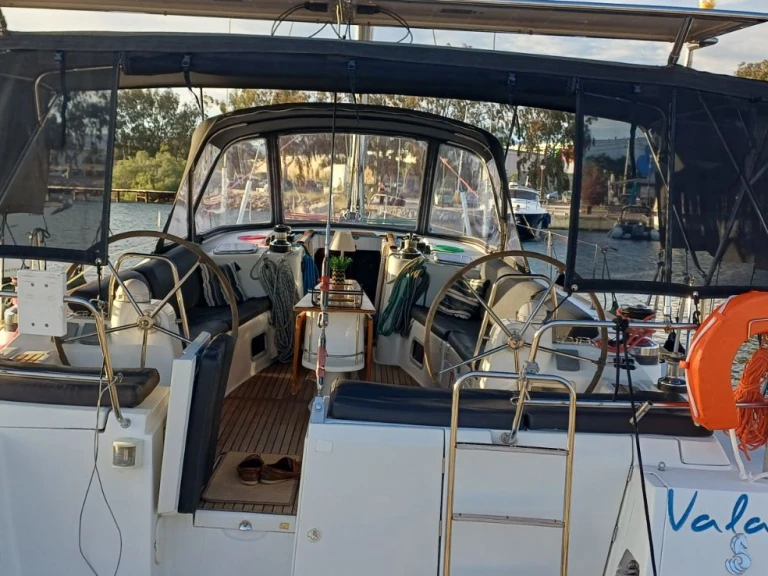 Noleggio Barca a vela con o senza skipper Bénéteau a Atene