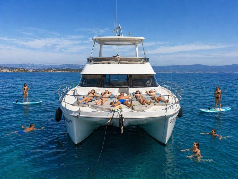 Noleggio Catamarano Flash Catamarans con patente nautica