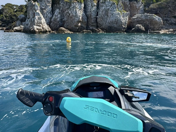 Sea-Doo GTI 130 da affittare a  Antibes