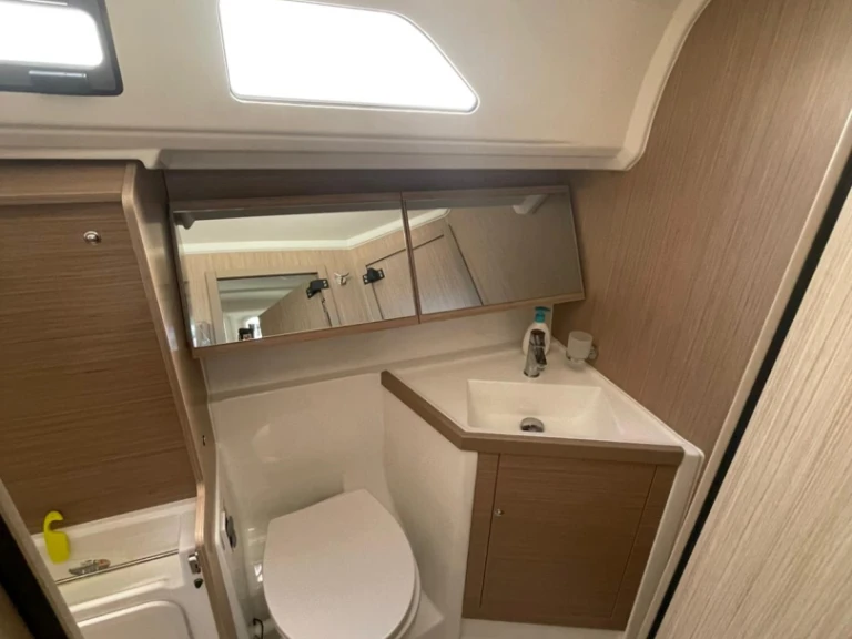 Noleggio barche Salivoli economico Oceanis 40.1