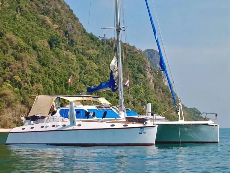 Catana Catana 42 da affittare a  Trang