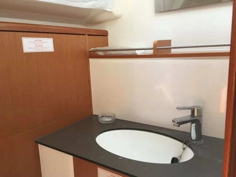 Noleggiare una Bavaria Cruiser 37 a Zara