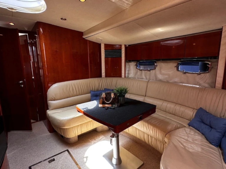 Noleggio barche Fairline Targa 52 Gran Turismo a Palma de Maiorca su Samboat
