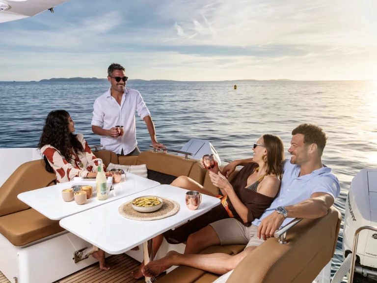 Noleggio a Grand Piquey – Jeanneau TH 33 su SamBoat