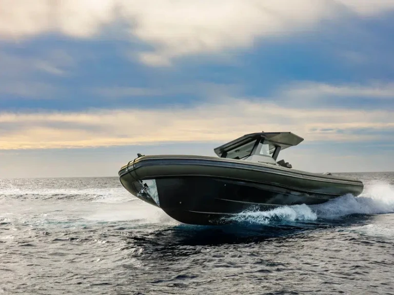 Noleggio barche Sea Water Phantom 420 a Grand Piquey su Samboat