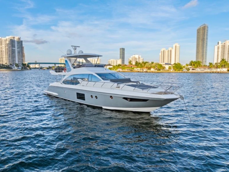 Noleggio Yacht di lusso con o senza skipper Azimut a Coconut Grove