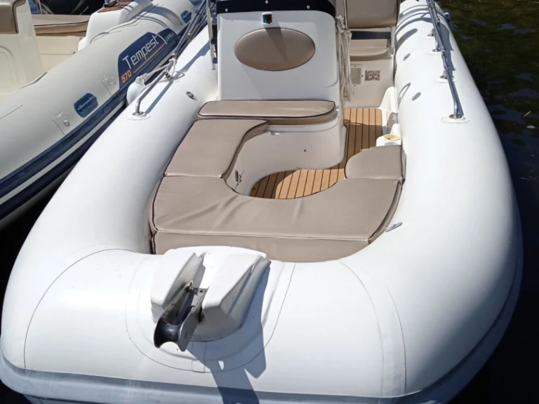Noleggio Gommone Zodiac con patente nautica