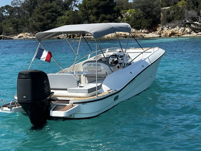 Noleggio barche Mandelieu-la-Napoule economico Libra open