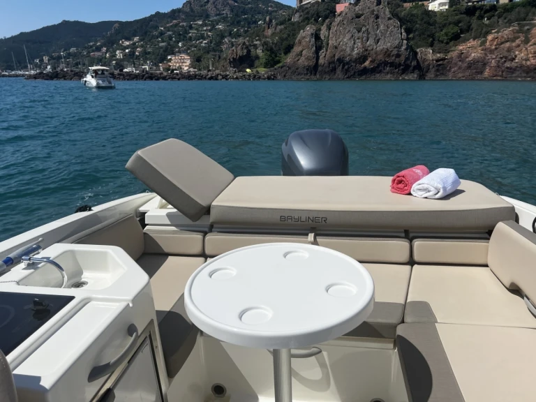 Noleggio barche Bayliner VR6 a Mandelieu-la-Napoule su Samboat