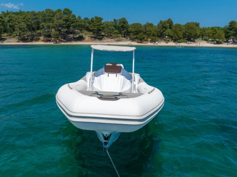 Noleggio Gommone a Bandol – U FANALE LIBECCIU 1000