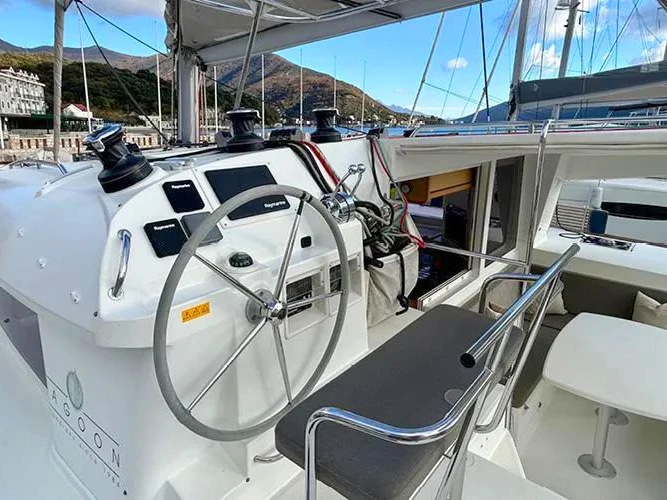 Catamarano a noleggio a Ibiza Town al miglior prezzo
