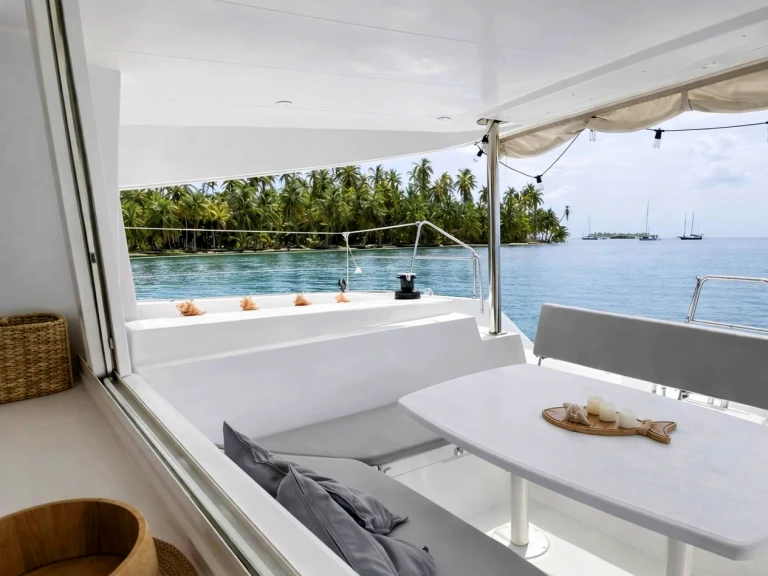 Noleggiare una Lagoon Lagoon 400 a Ibiza Town