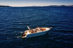 Noleggio a Preko – Atlantic open 670 su SamBoat
