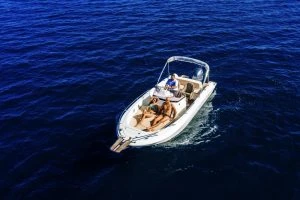 Noleggio a Preko – Atlantic open 670 su SamBoat