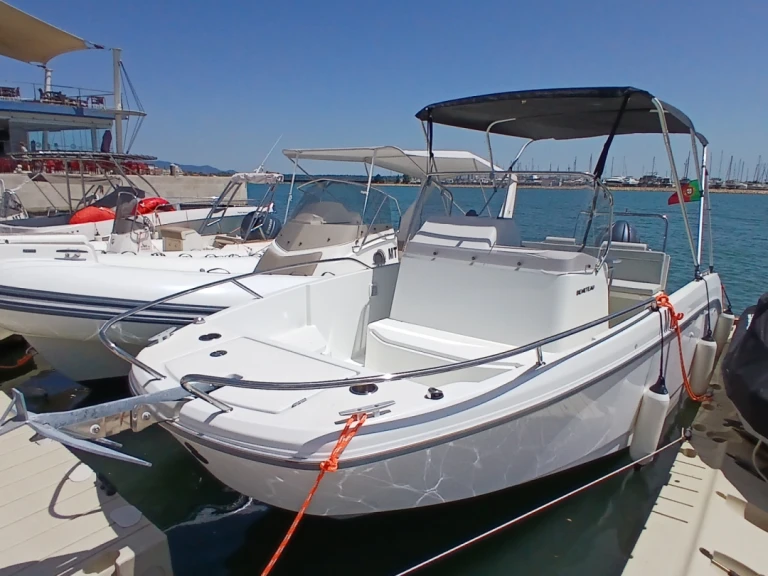 Noleggio Barca a motore a Portimão – Bénéteau Flyer 7 SPACEdeck