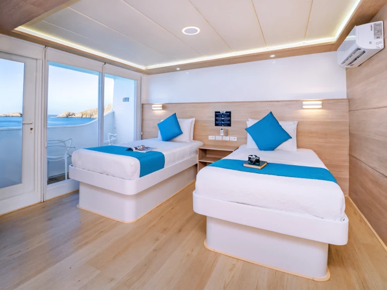 Noleggio Catamarano a Baltra Island –  Catamaran - Treasure