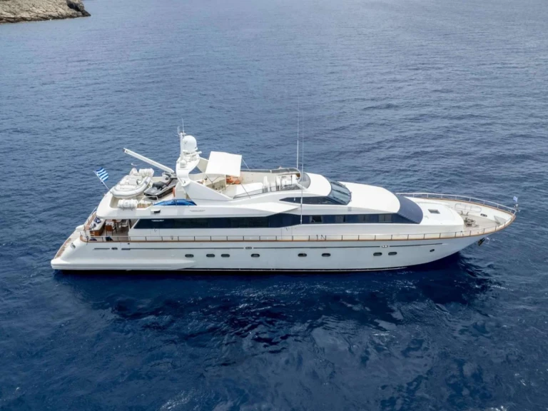 Yacht di lusso a noleggio a Atene al miglior prezzo