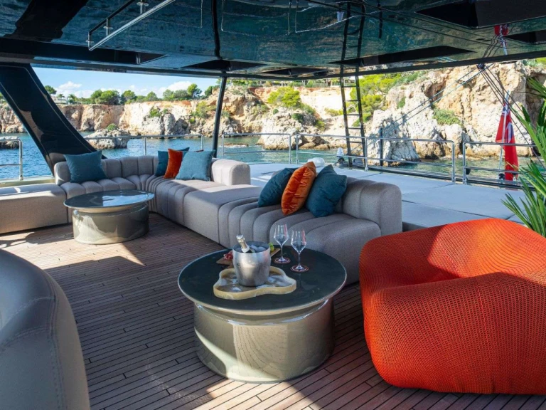 Noleggio Yacht di lusso con o senza skipper Sunreef a Napoli