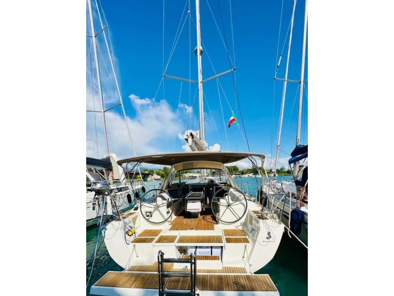 Noleggio barche Livorno economico Oceanis 41