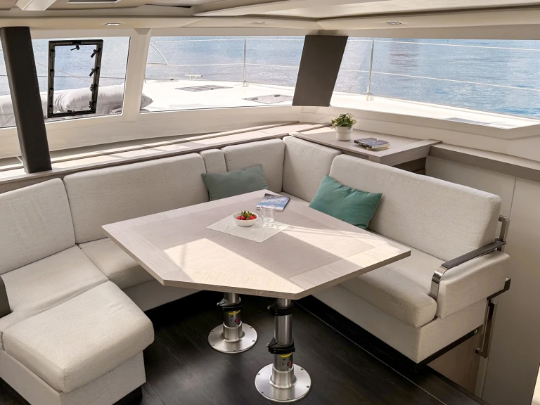 Noleggiare una Fountaine Pajot Tanna 47 a Marmaris